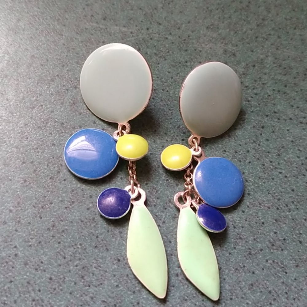 (D13) Retro Dangle Earrings